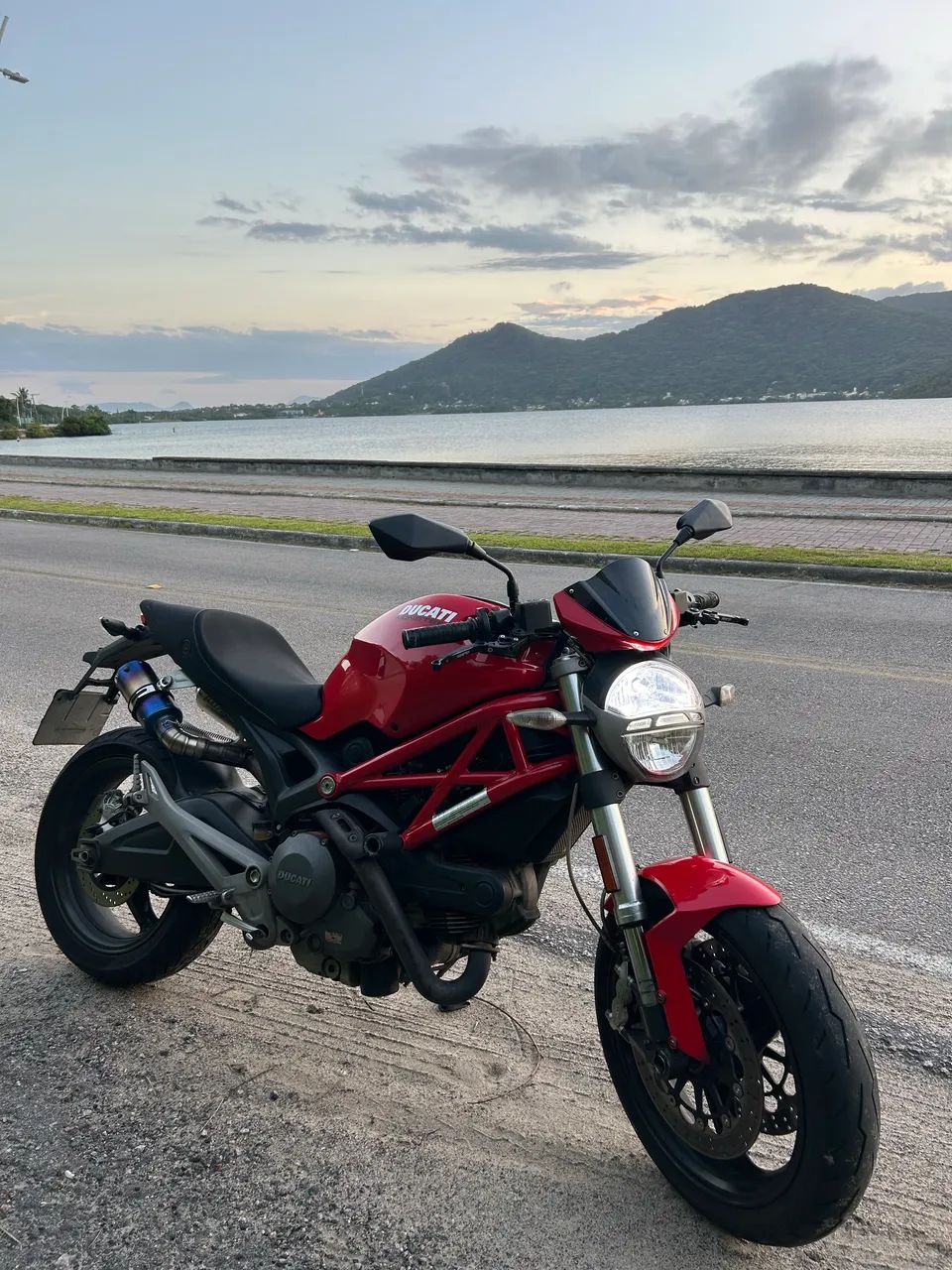 Ducati Monster 696 - Foto 5