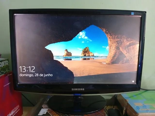 Monitor Samsung SyncMaster 22" - Conexão VGA
