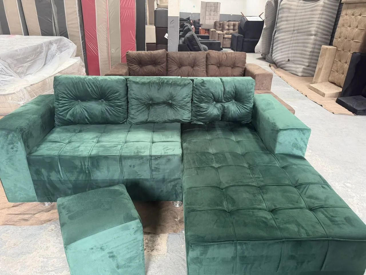Sofá de canto Chaise 3 lugares pronta entrega 750$ - Foto 4