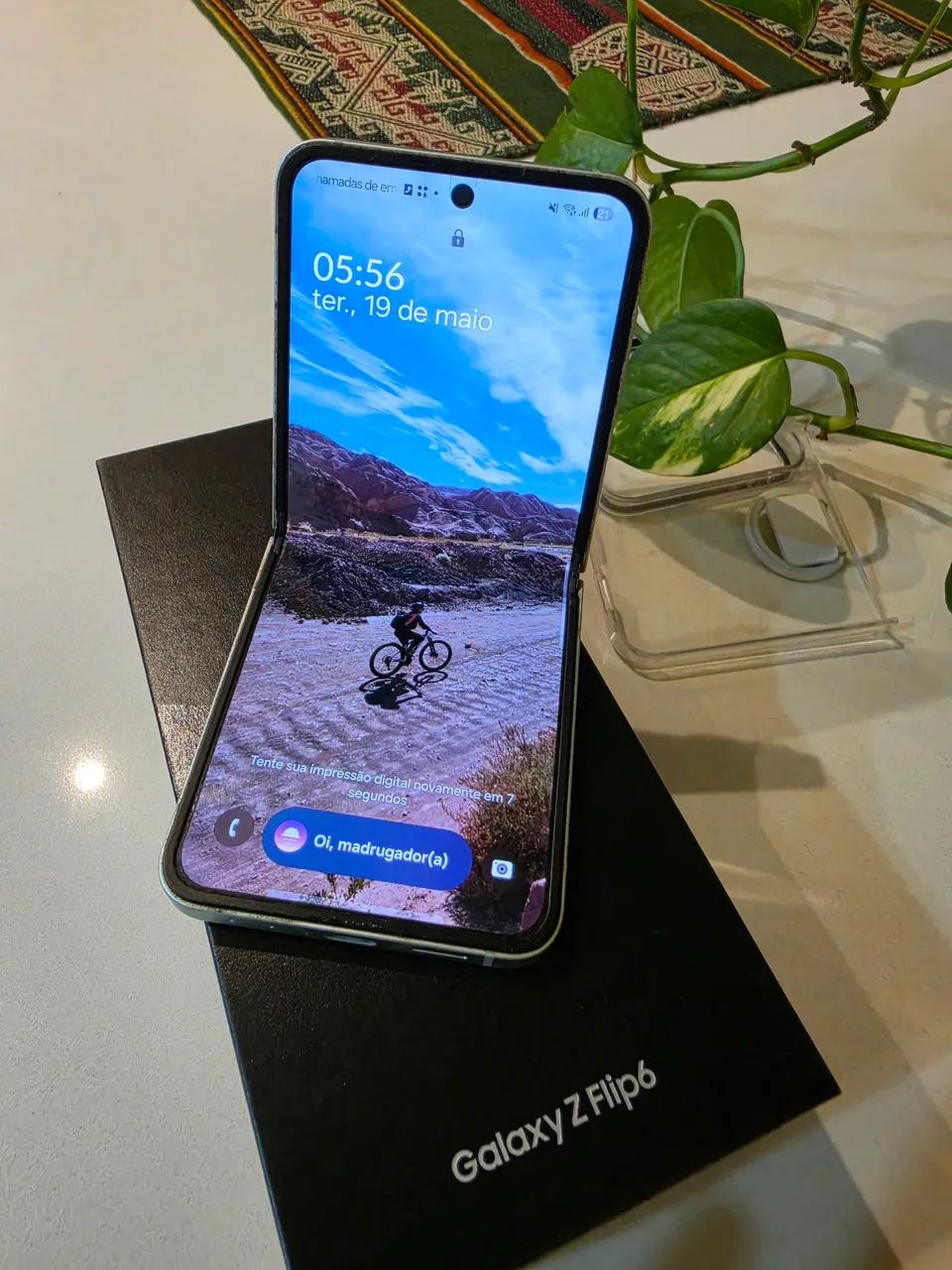 Galaxy Z Flip 6 - Perfeito estado  - Foto 4
