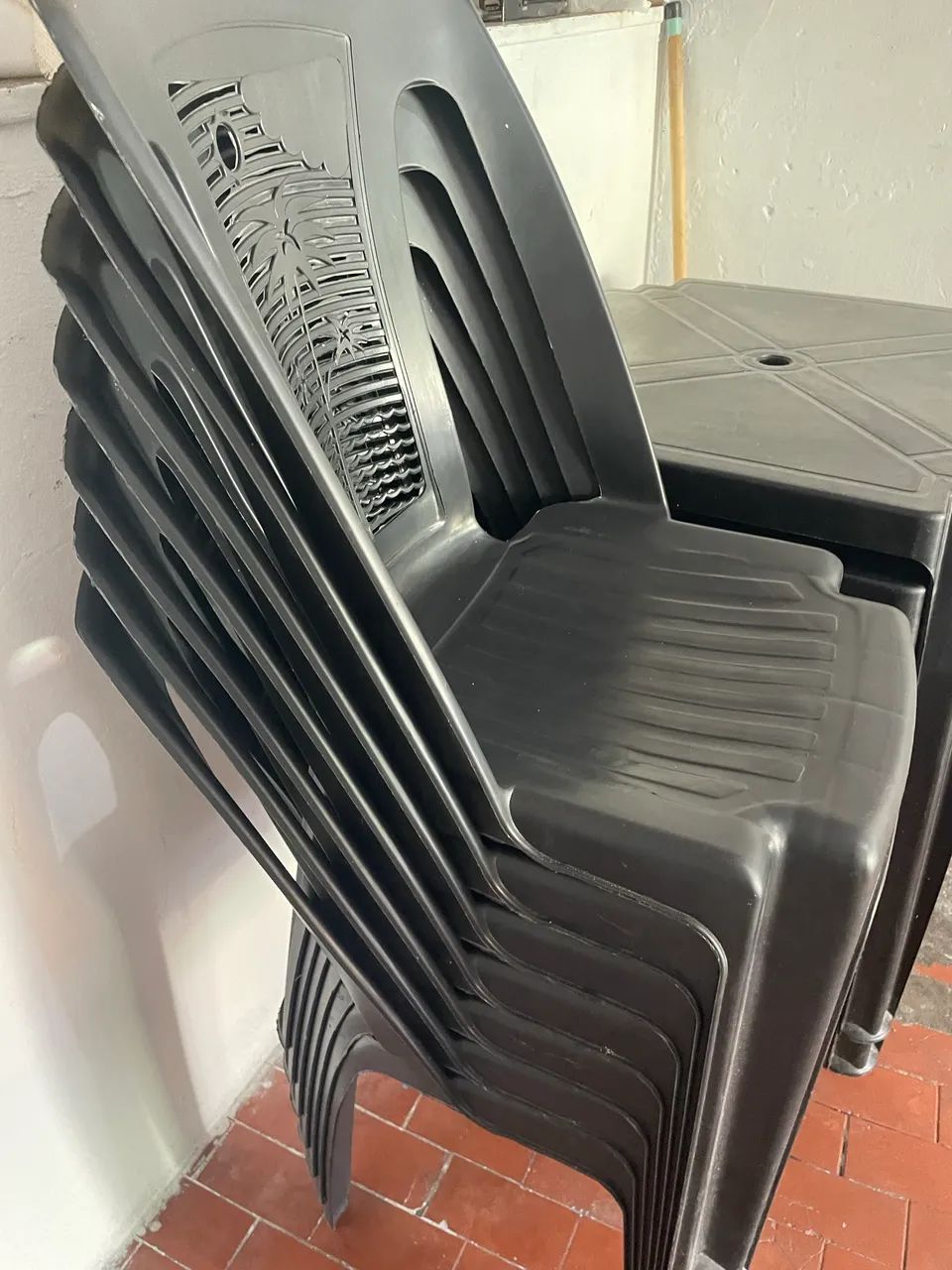 Conjunto de mesas e cadeiras / 2 mesas e 8 cadeiras - Foto 4