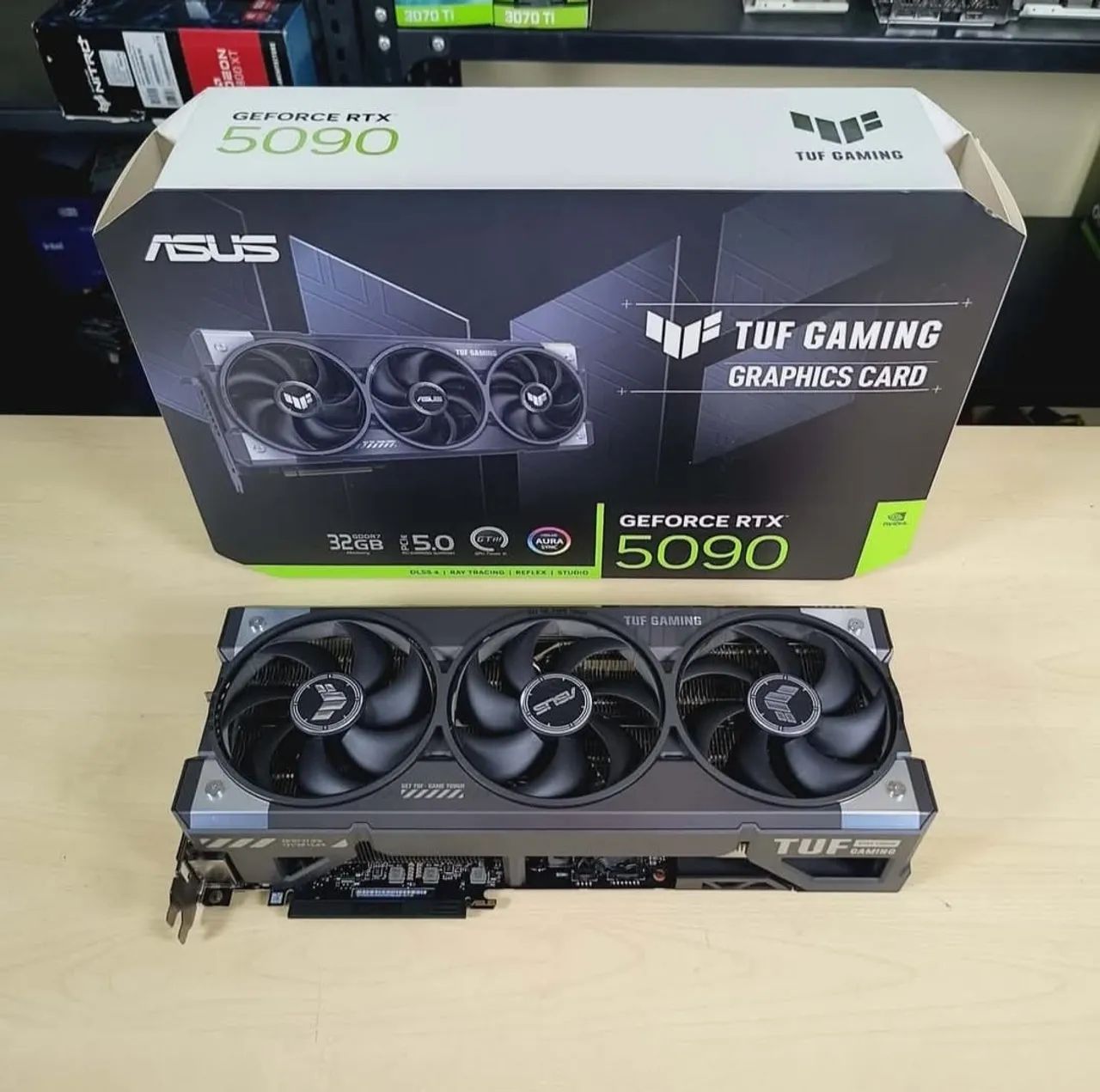 GeForce Rtx 5090 Tuf - Foto 4