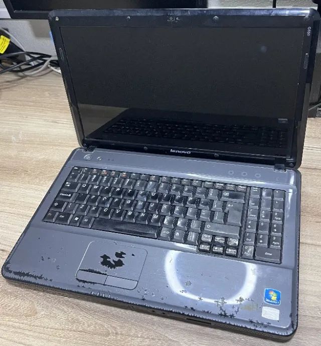 Notebook Lenovo G550 Core 2 Duo 4GB SSD 120GB Usado Funcionando - Foto 3