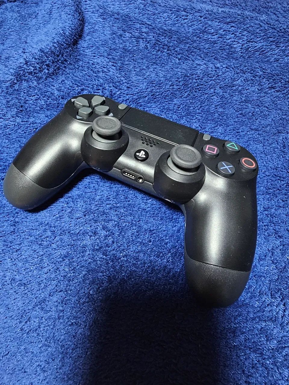 Parallel PS4 Controller420252192070051840