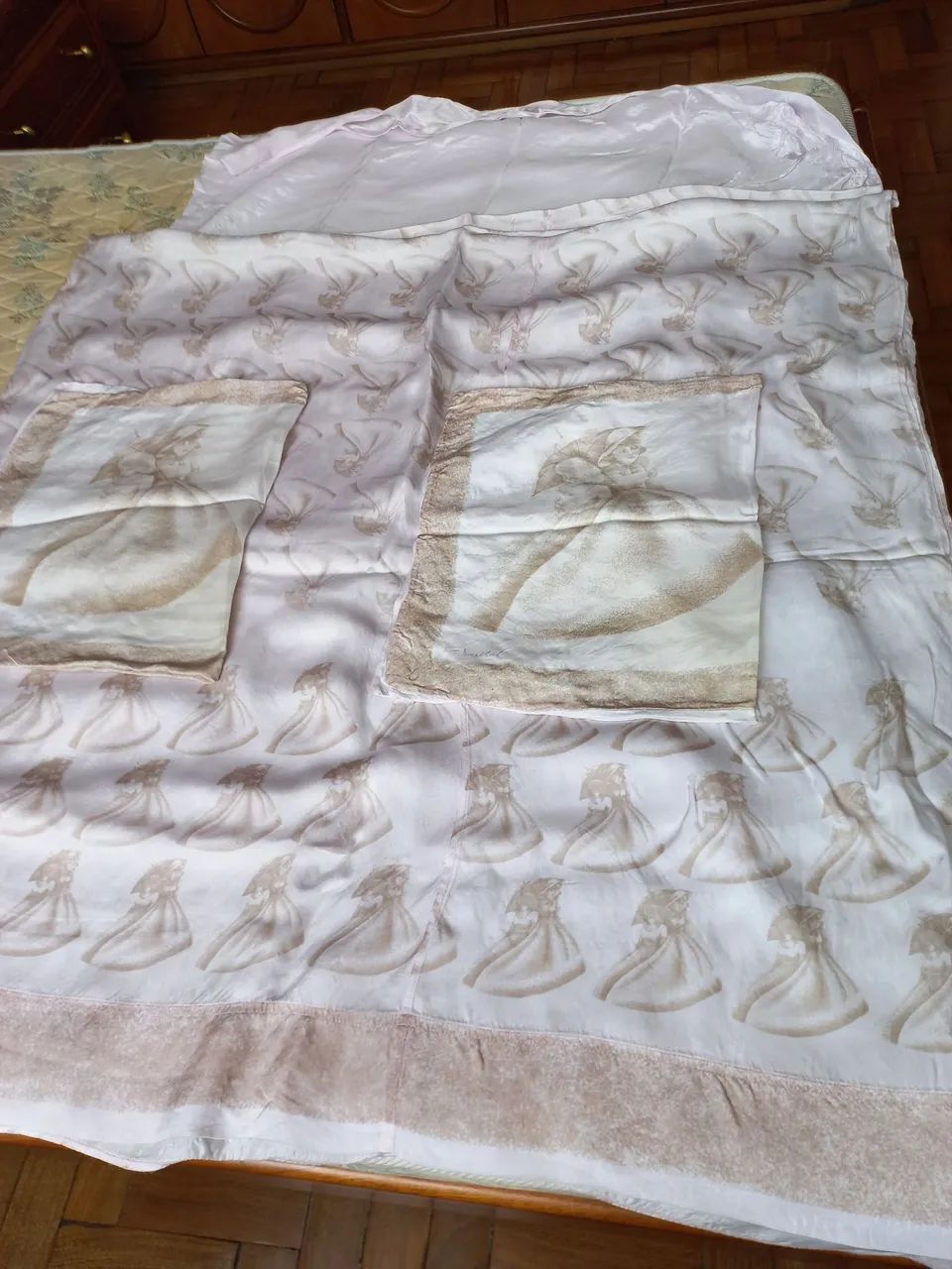 Jogo de cama casal em cetim com pinturas especiais  - Foto 3