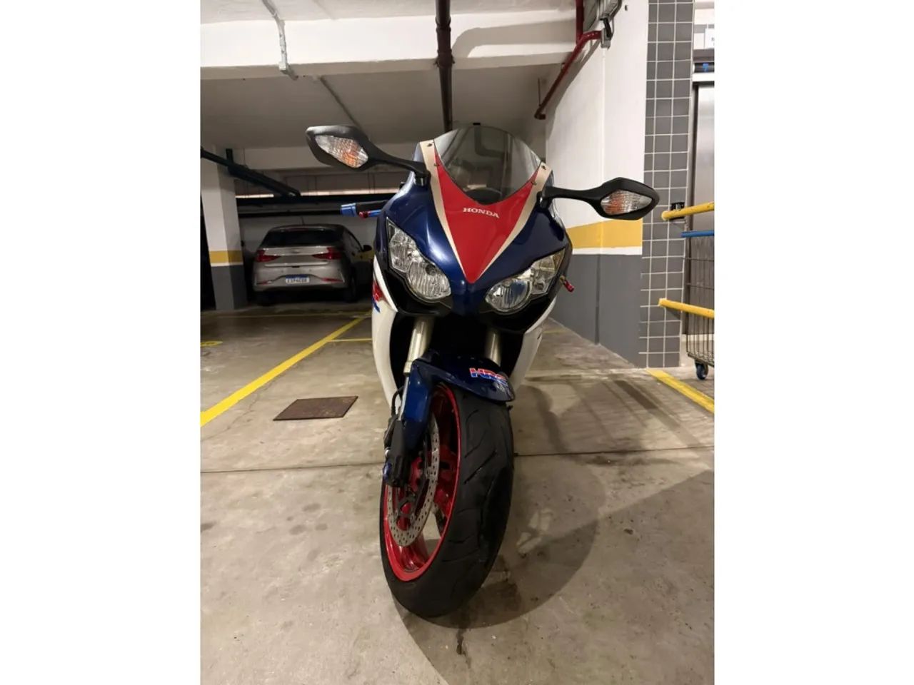 Honda Cbr 1000rr fireblade 2011 - Foto 4