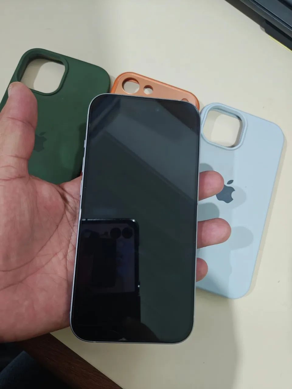 Vende- iPhone 15 - Foto 5