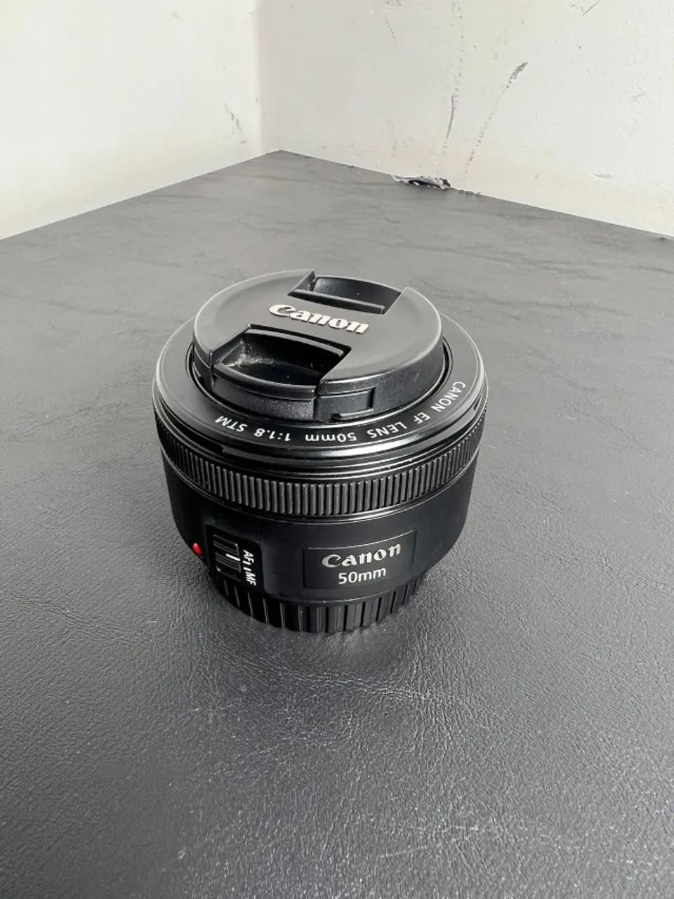 Lente Canon Ef 50mm F/1.8 Stm Preto / 3.95 cm / 6.9 cm / 160 g
