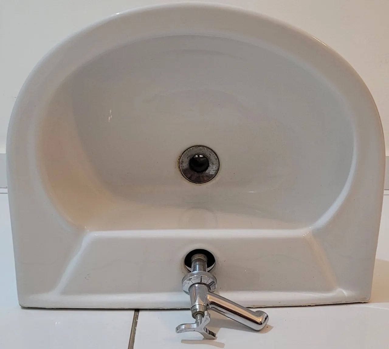 Pias de louça usadas - Foto 3