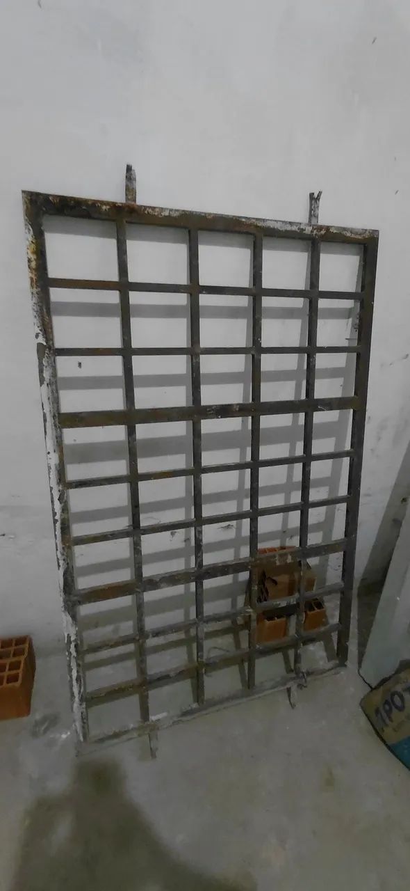 Grade de ferro 