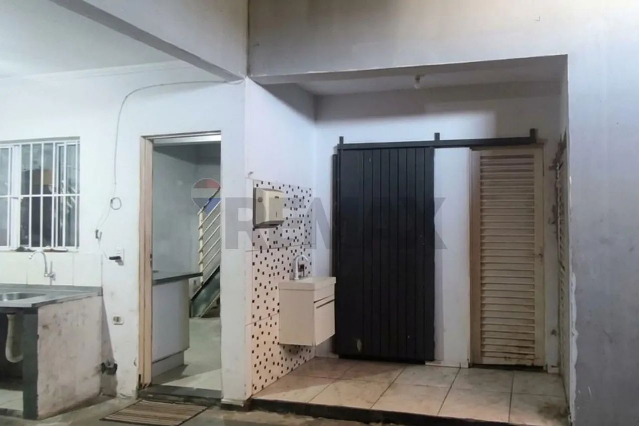 "Sobrado e Comercio à venda no Bairro JK!" - Foto 5