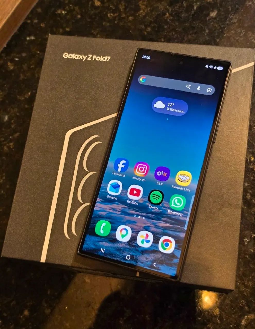 Celular Samsung  Z fold 7 1TB 16gb ram - Foto 3