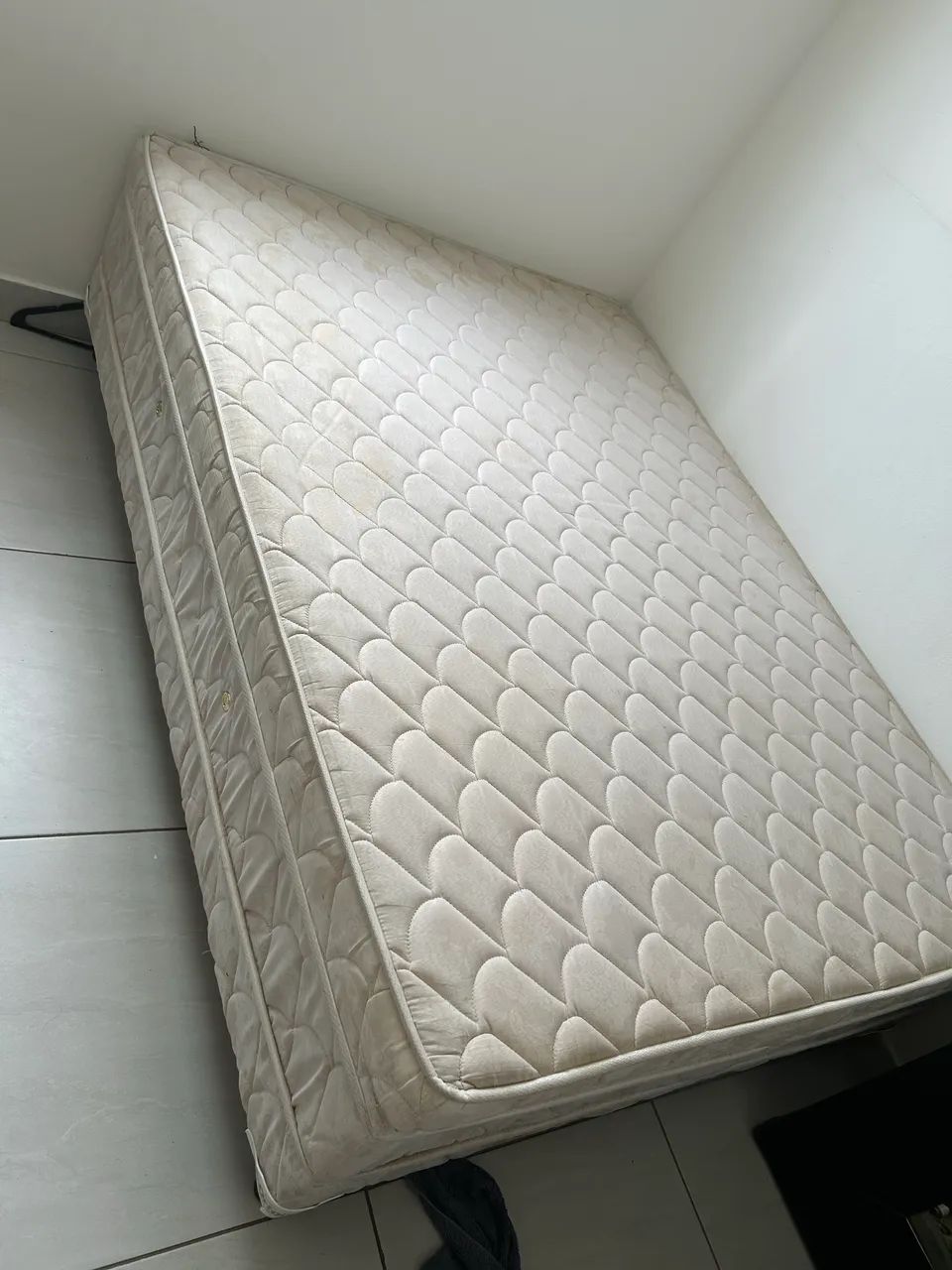 Vendo cama de casal Box 