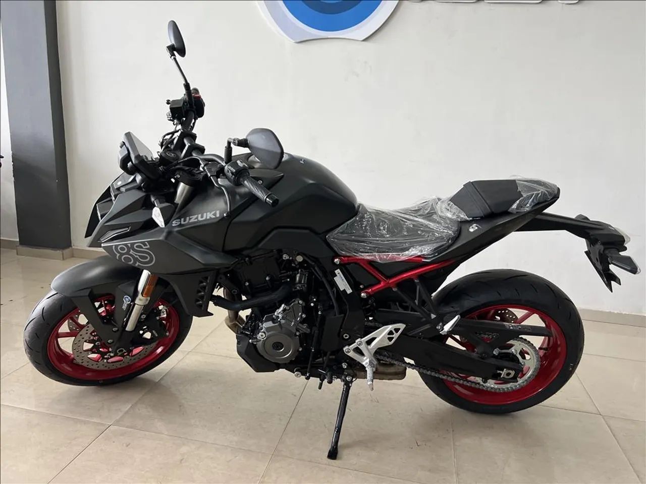 Suzuki GSX 2026 - 1521358380 | OLX
