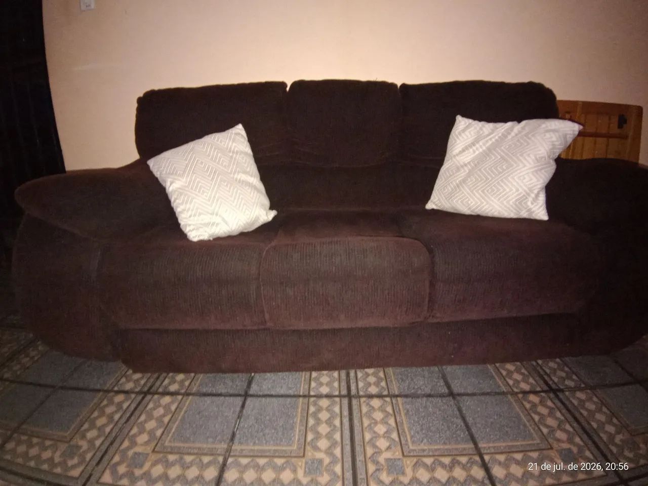 Vendo Sofá Usado em ótimo estado  - Foto 2
