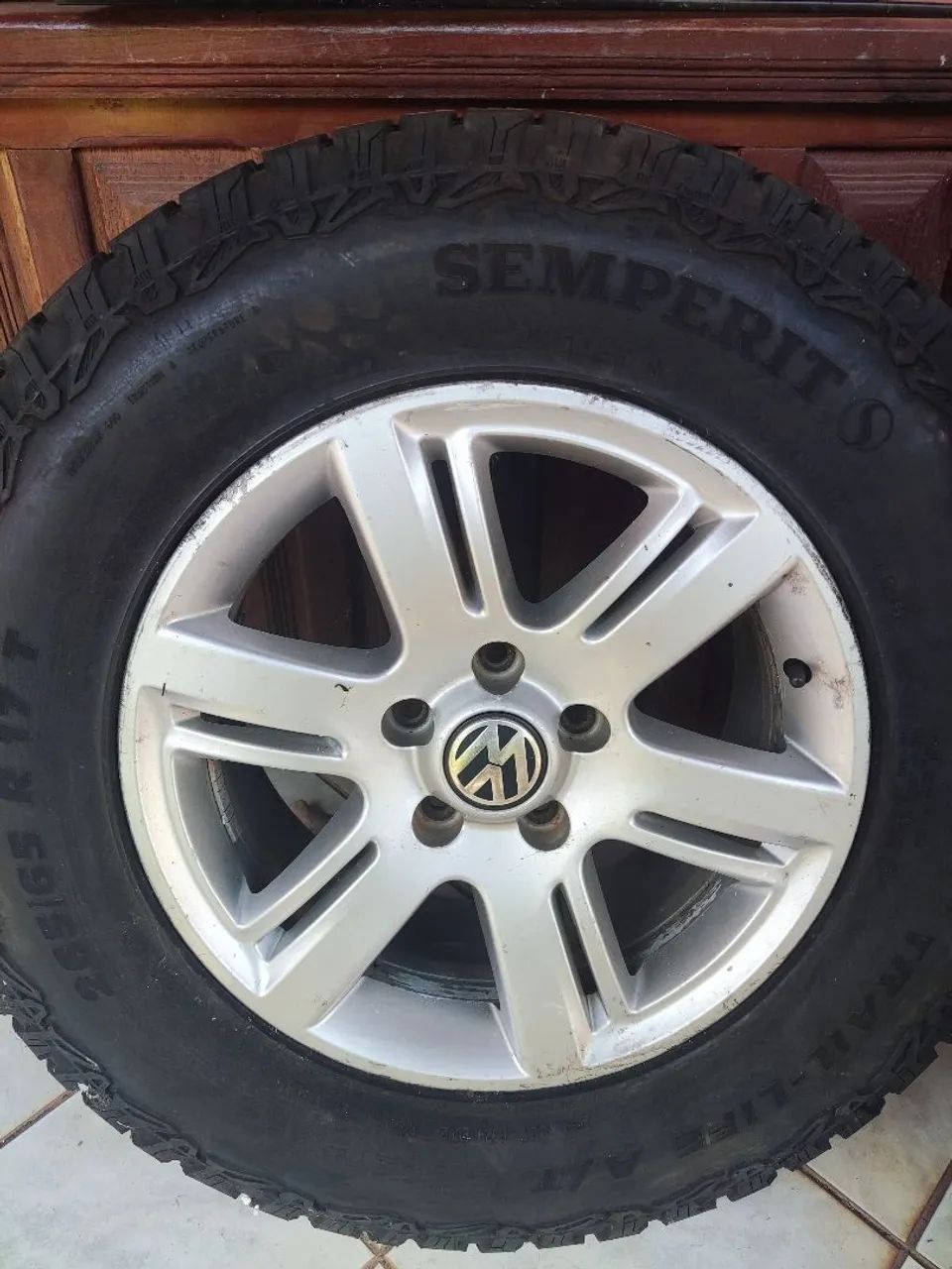 Roda e Pneu Amarok