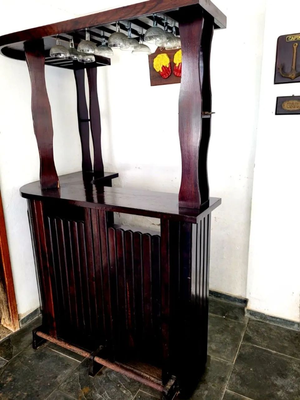 Bar em madeira Maciça 