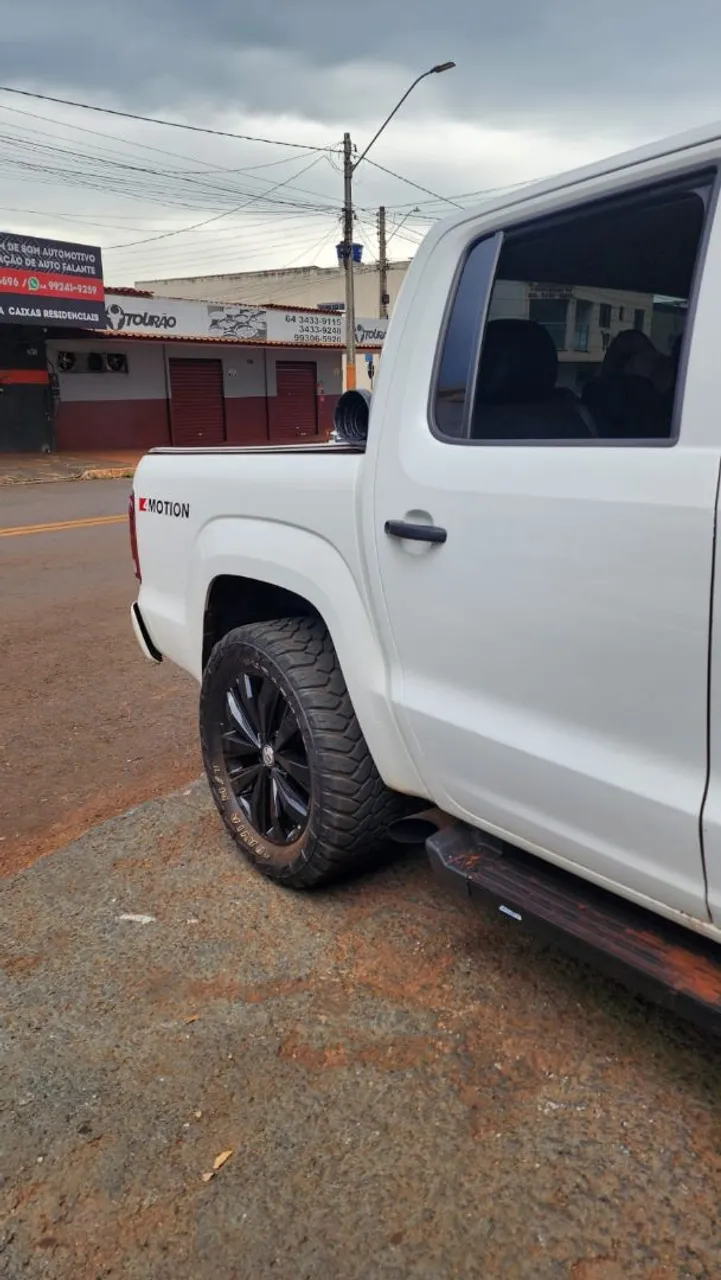 Grade frontal Gol G8 Voyage G7 18/22 falta os dois friso - Peças