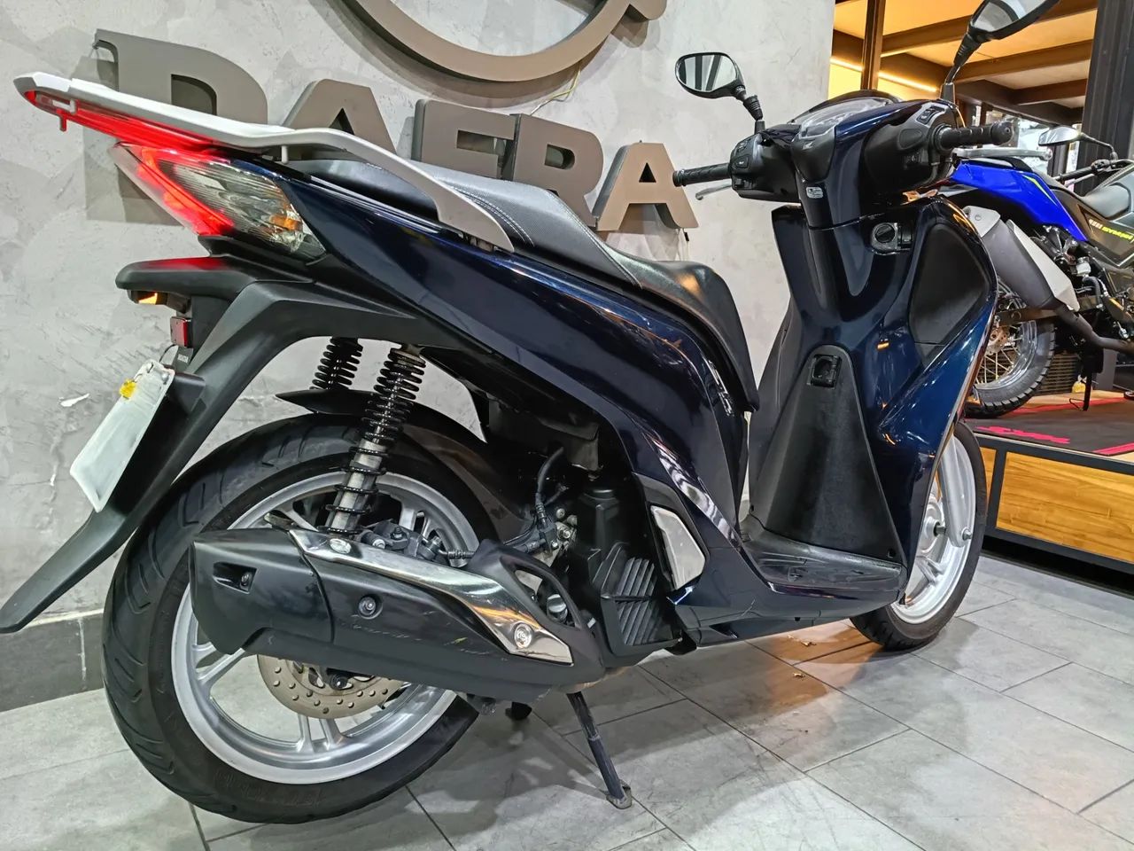 HONDA SH 150I - Foto 4
