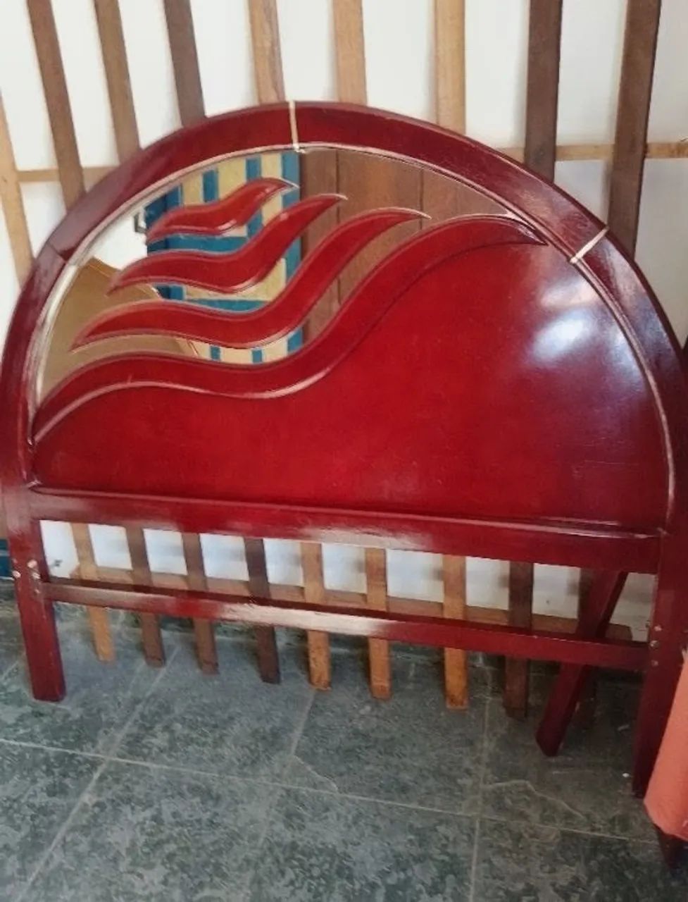 Cama de Casal em Madeira Mogno Maciça
