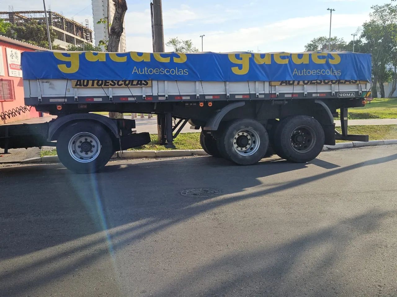 Semi reboque 