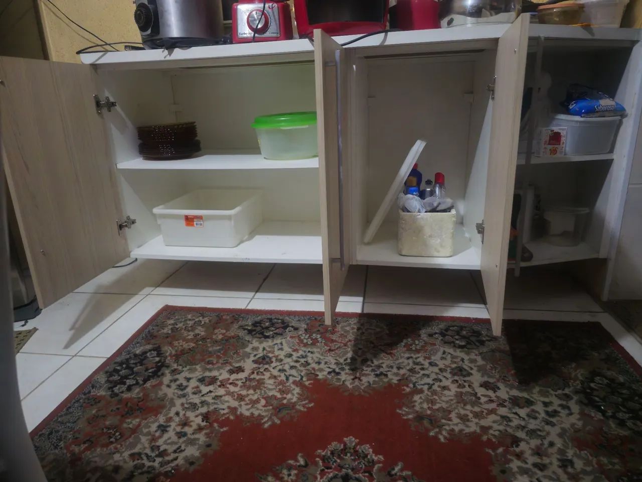 Armário  com bancada 