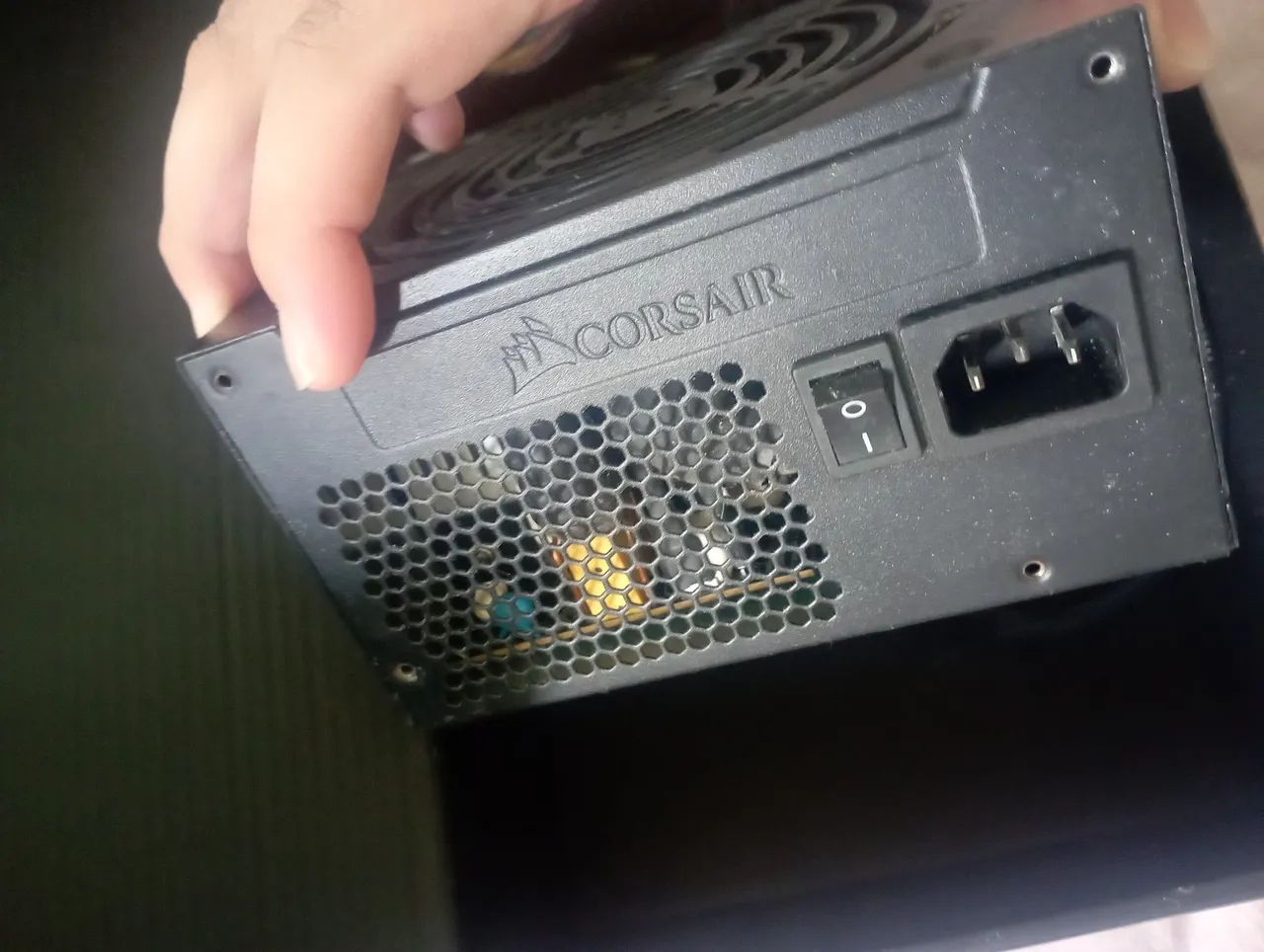 fonte Corsair vs650 watts - Foto 3