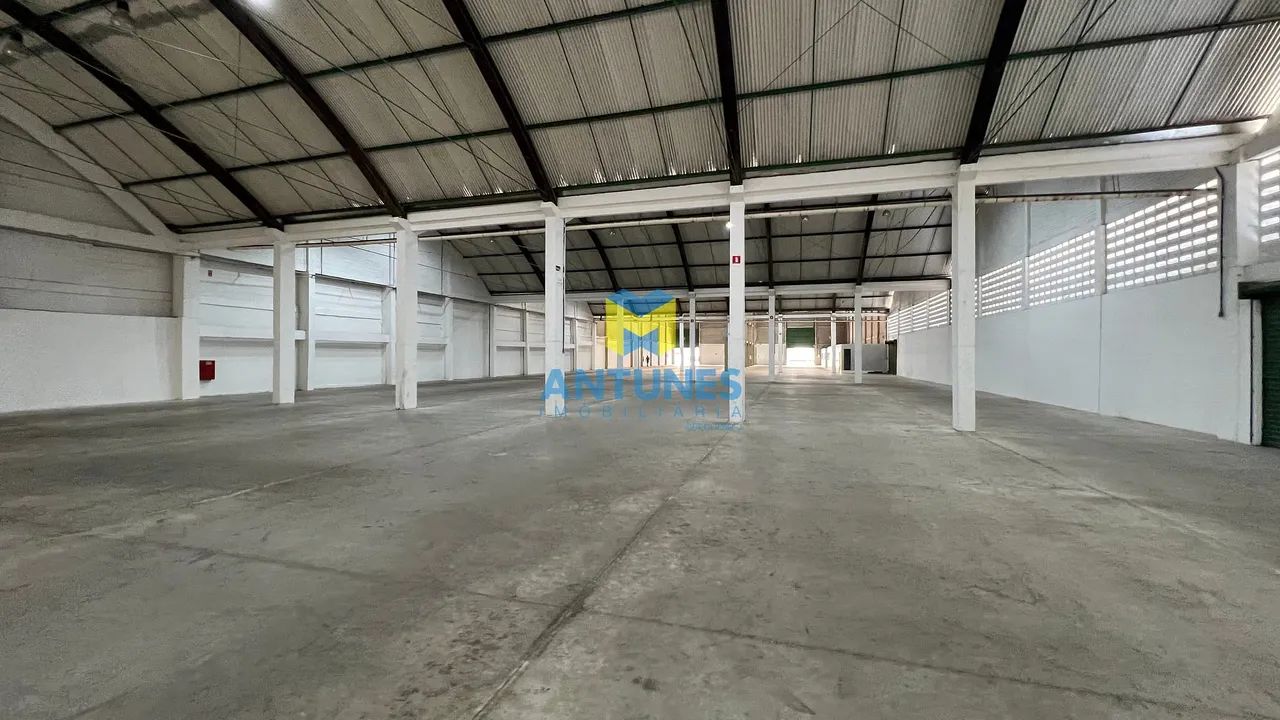 Alugue Galpão Condomínio próximo Aeroporto e Imbiribeira, 2.400m² com Doca - Foto 11