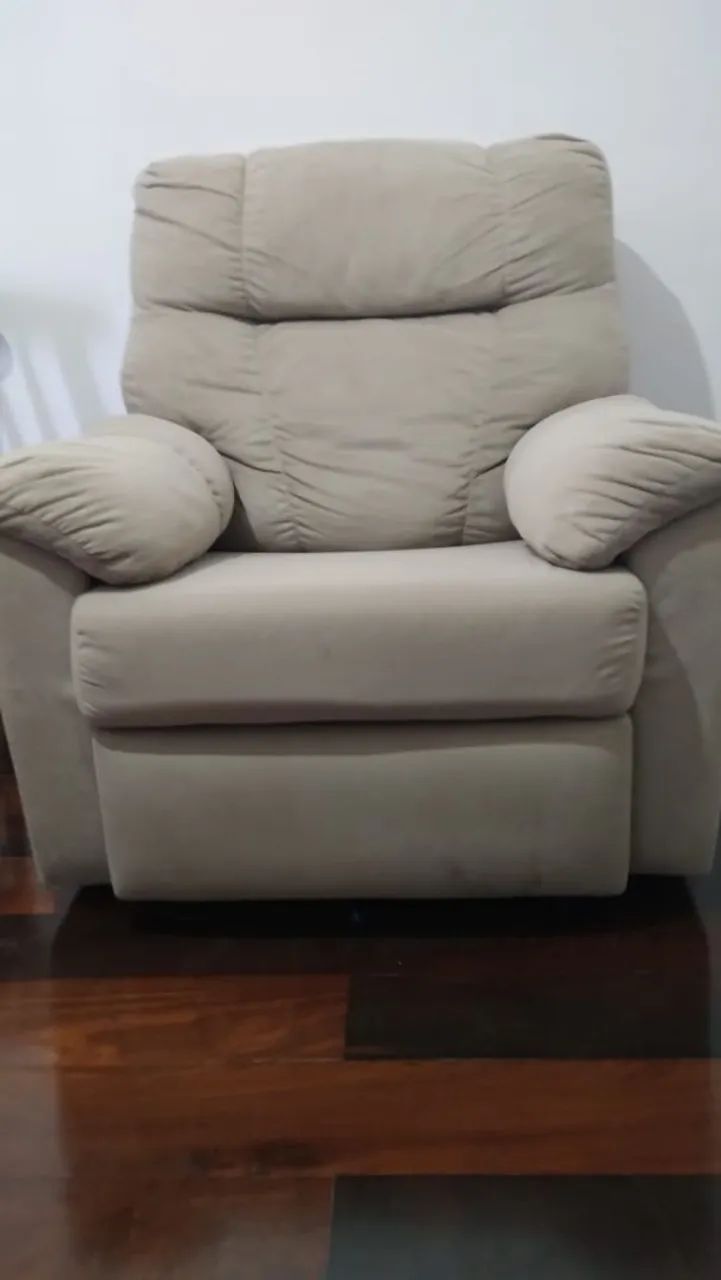 Poltrona reclinável 