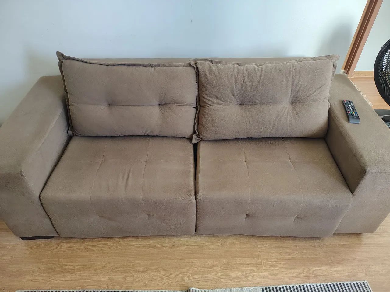 Sofá que vira cama pra vender logo