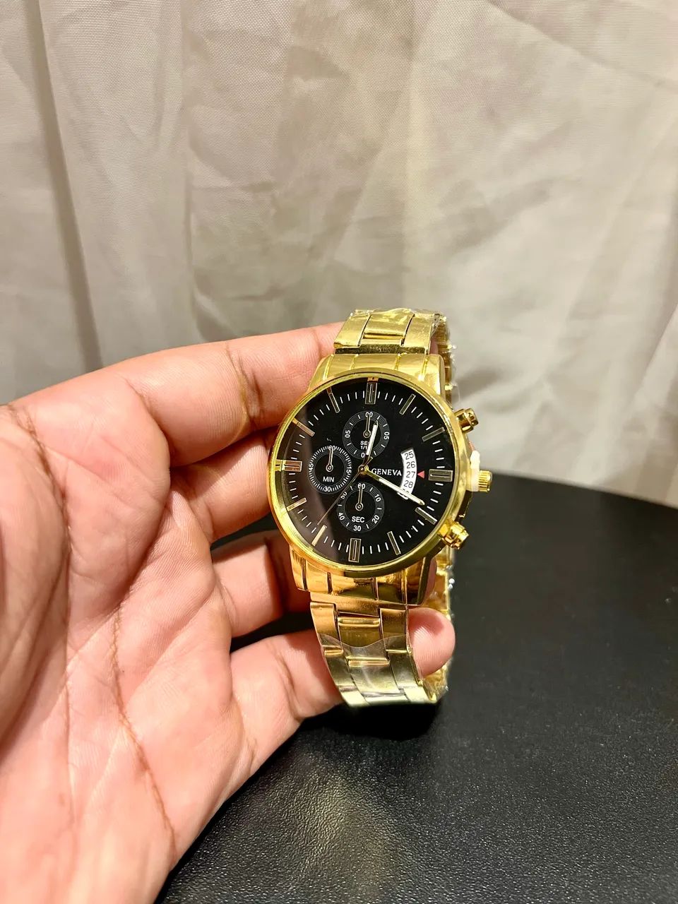 Relógio Masculino Geneva Dourado - Estilo e sofisticação - Foto 2