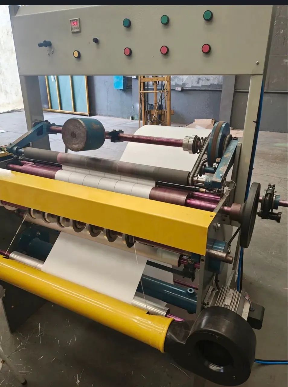 Rebobinadora para fabricação bobinas para PDV e cartão de ponto  - Foto 4