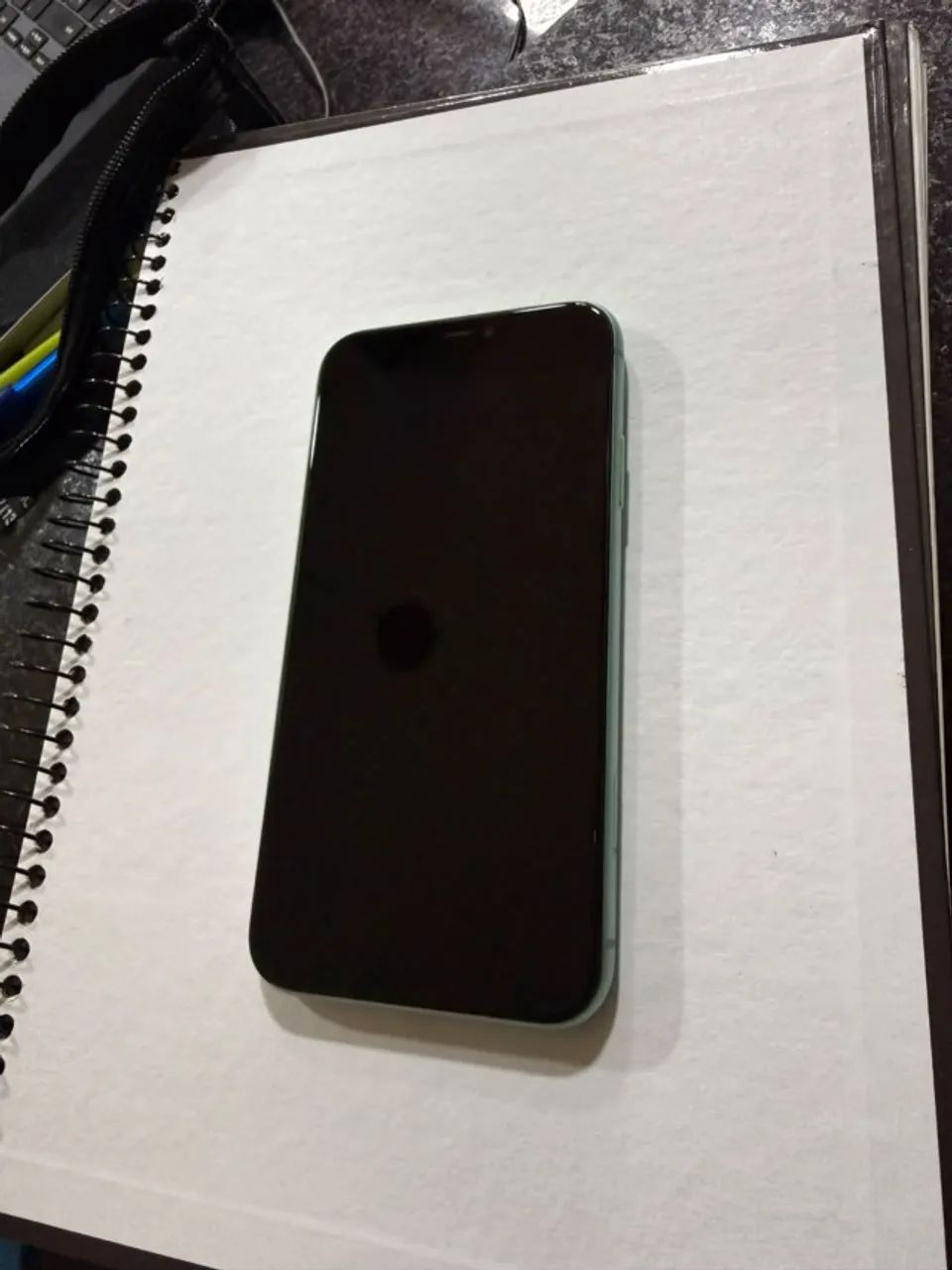 iPhone 11 64GB Verde Água - Carcaça impecável - Foto 2