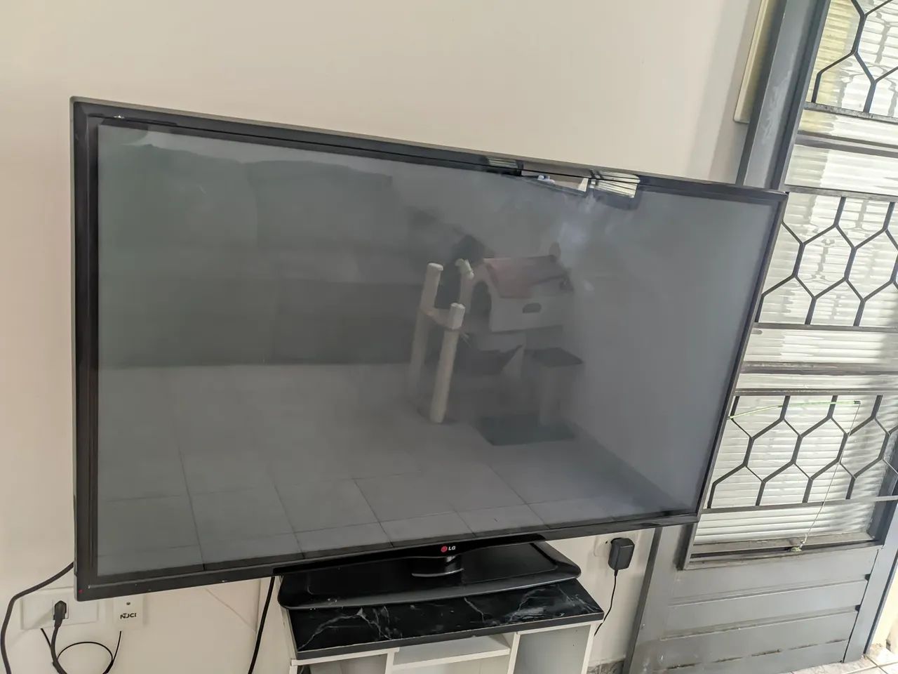 TV LG 50 Polegadas HD - Tela Grande - Foto 3