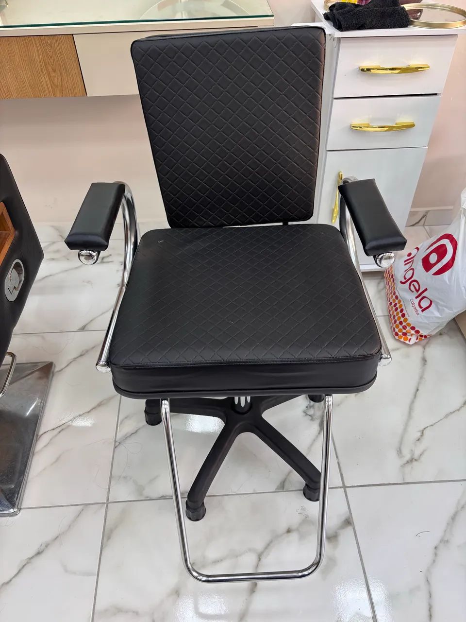 Cadeiras de salão 