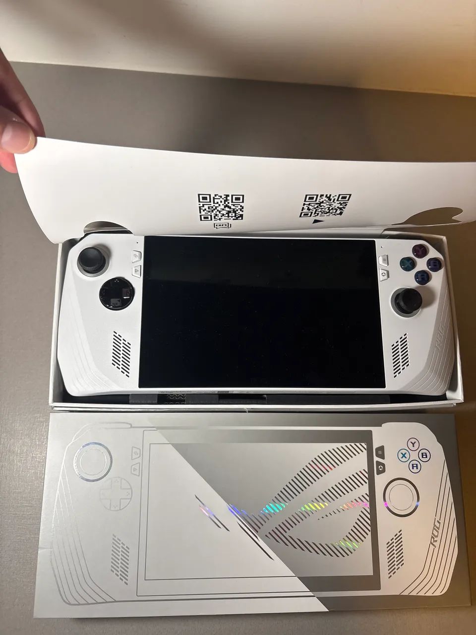 Rog Ally Asus NOVO 2tb bateria 74w +brindes - Foto 3