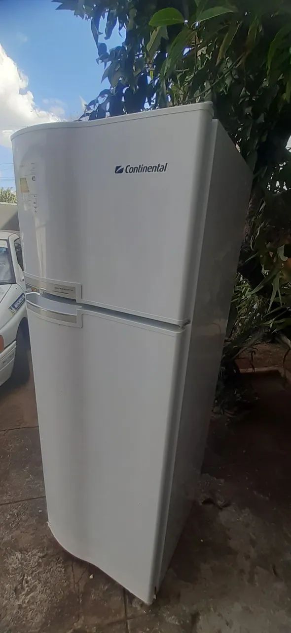 Geladeira Continental cycle desfrot 370 litros  - Foto 2