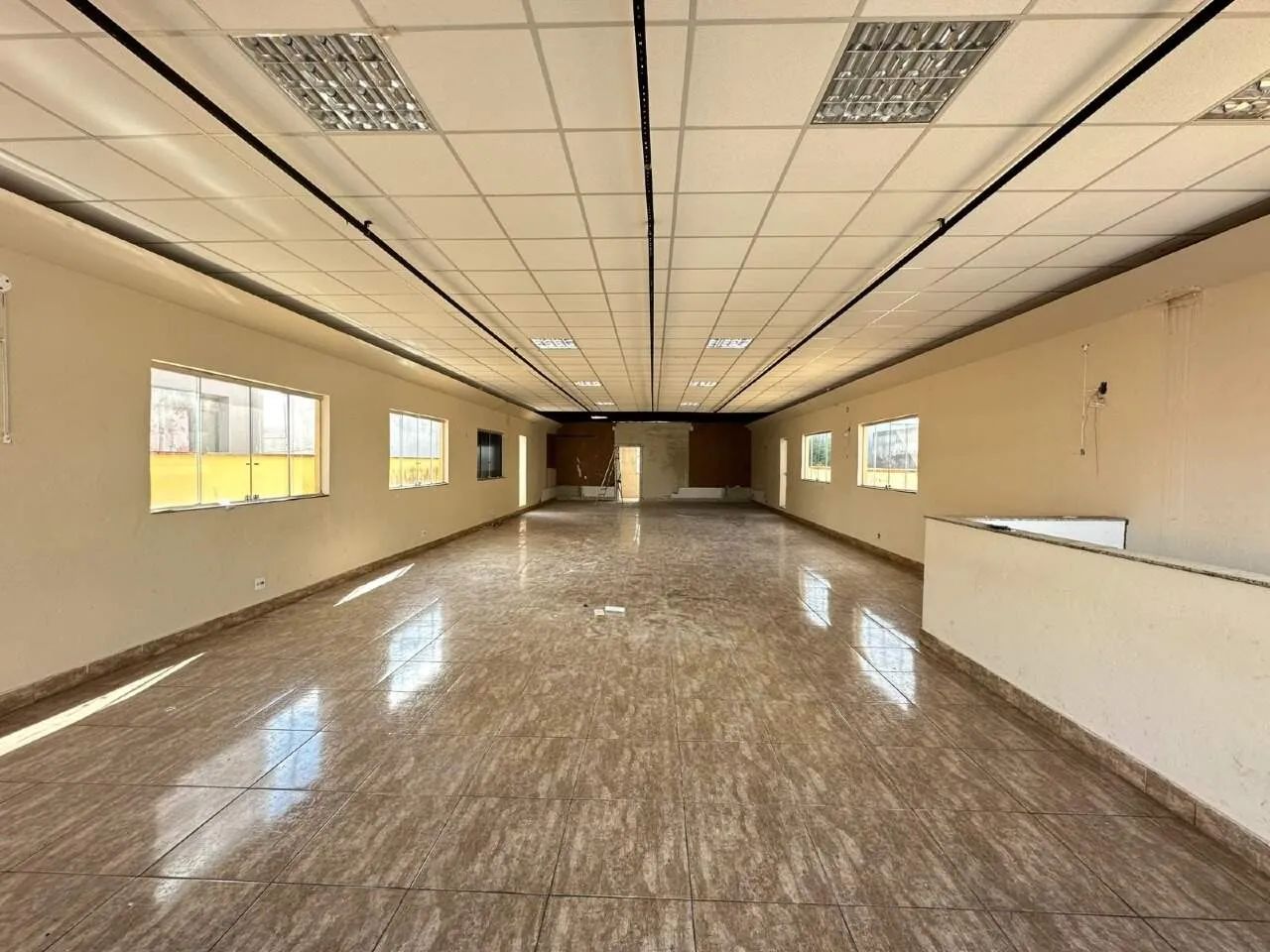 Andar comercial para alugar no Lindéia - Foto 4