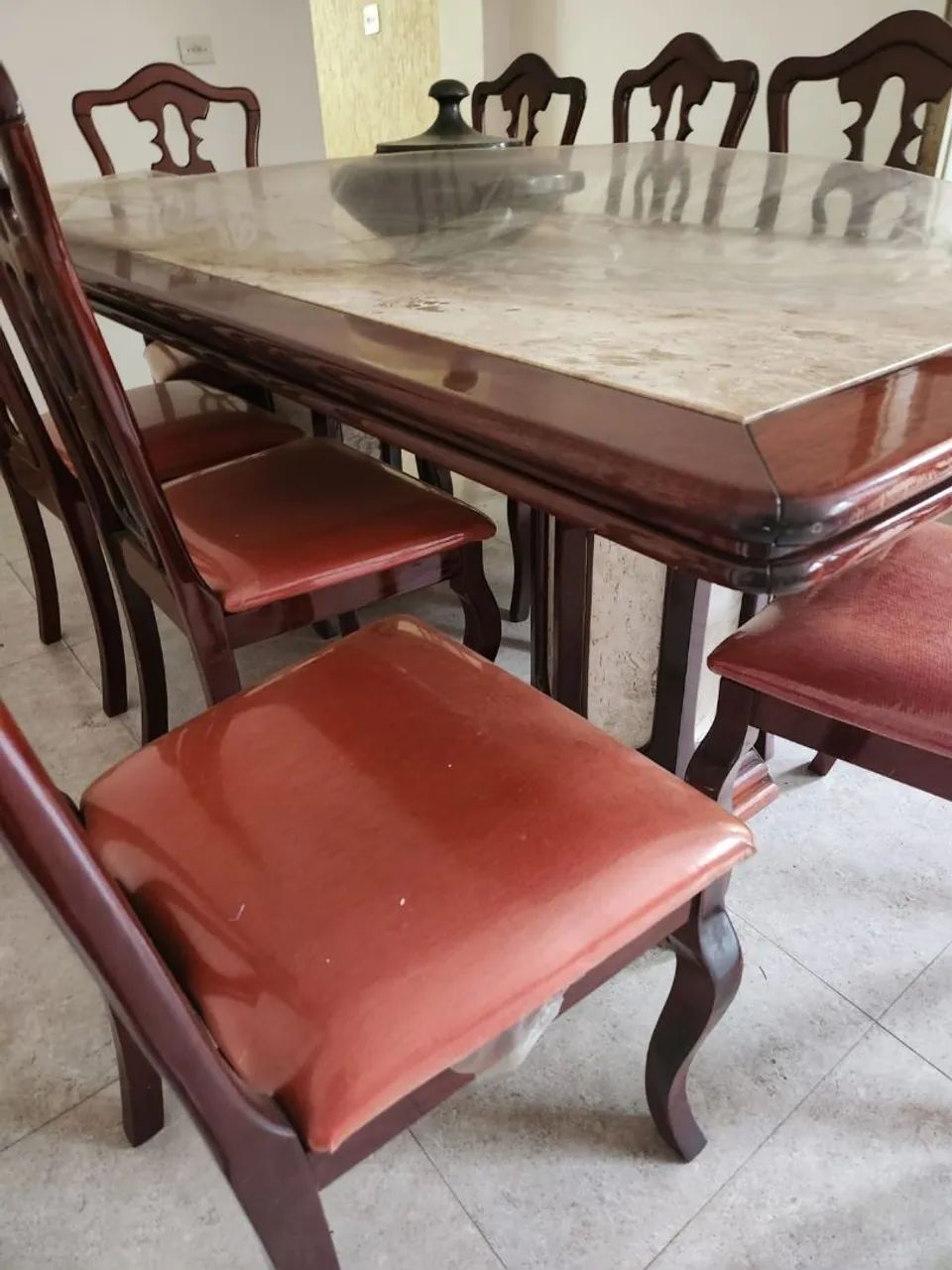 Mesa de jantar com 8 cadeiras - Foto 4