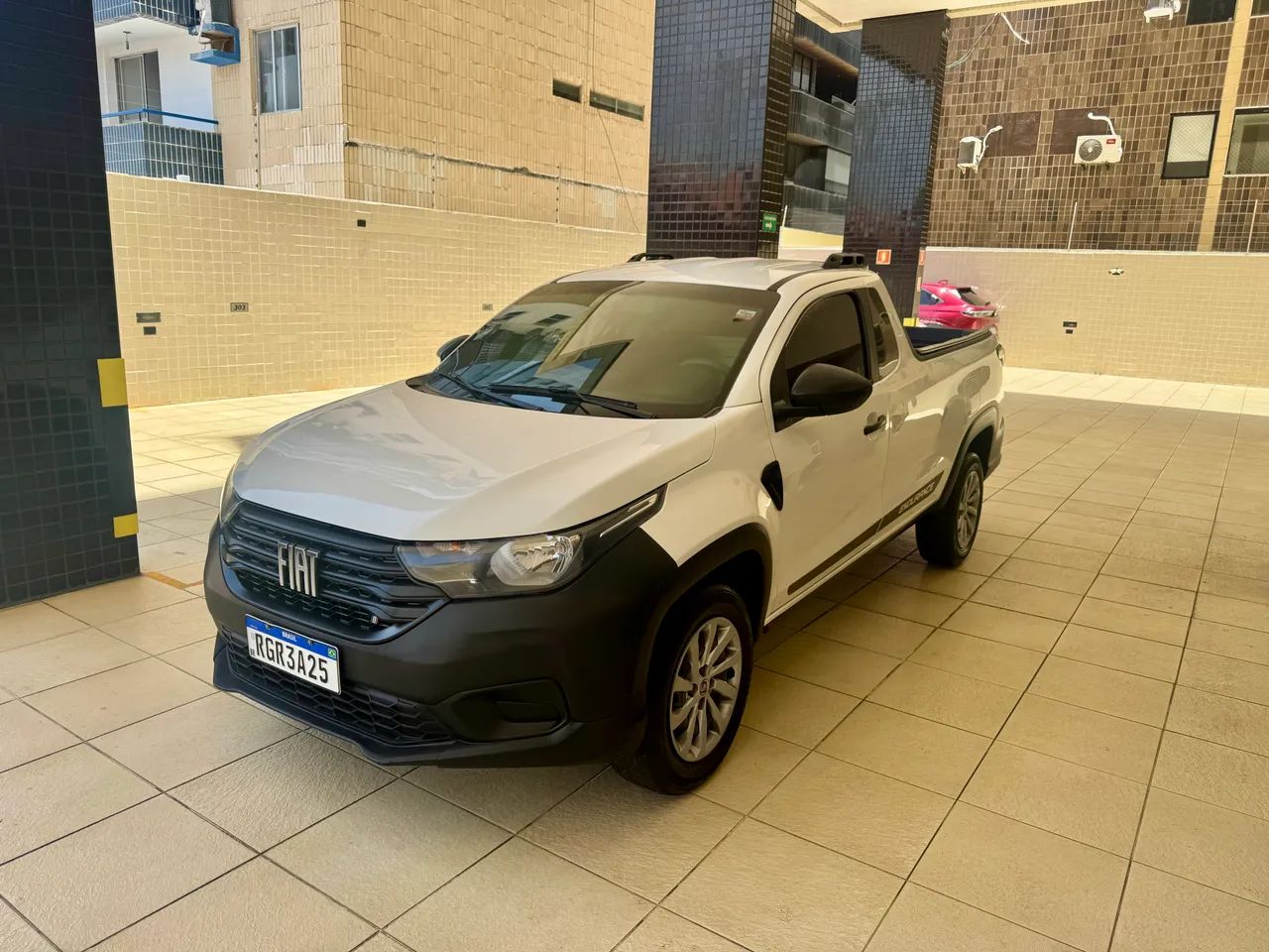 Fiat Strada Endurance 1.4 Flex 8V CS Plus 2022 - Foto 2