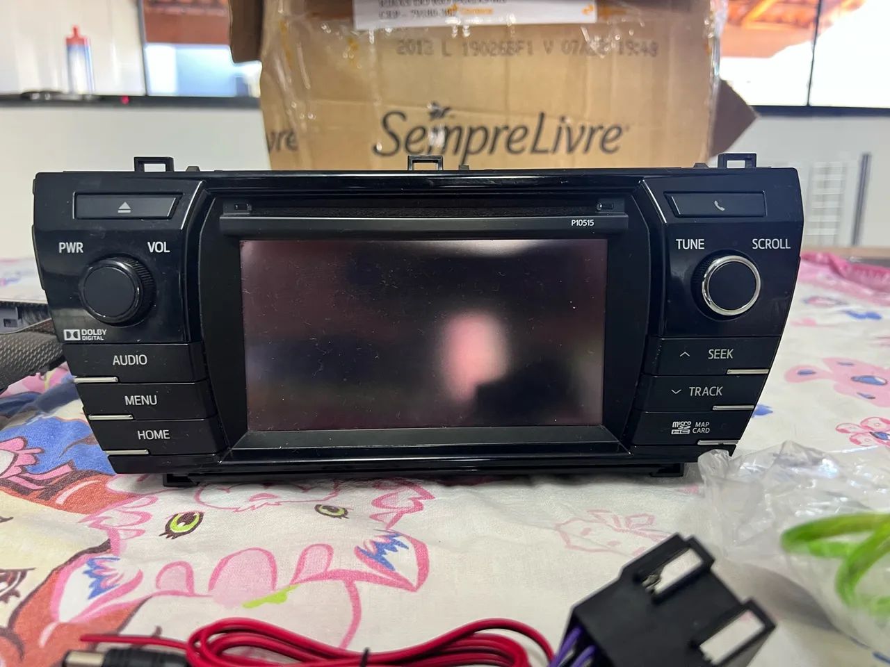 Vendo multimídia com moldura e câmera de ré 
