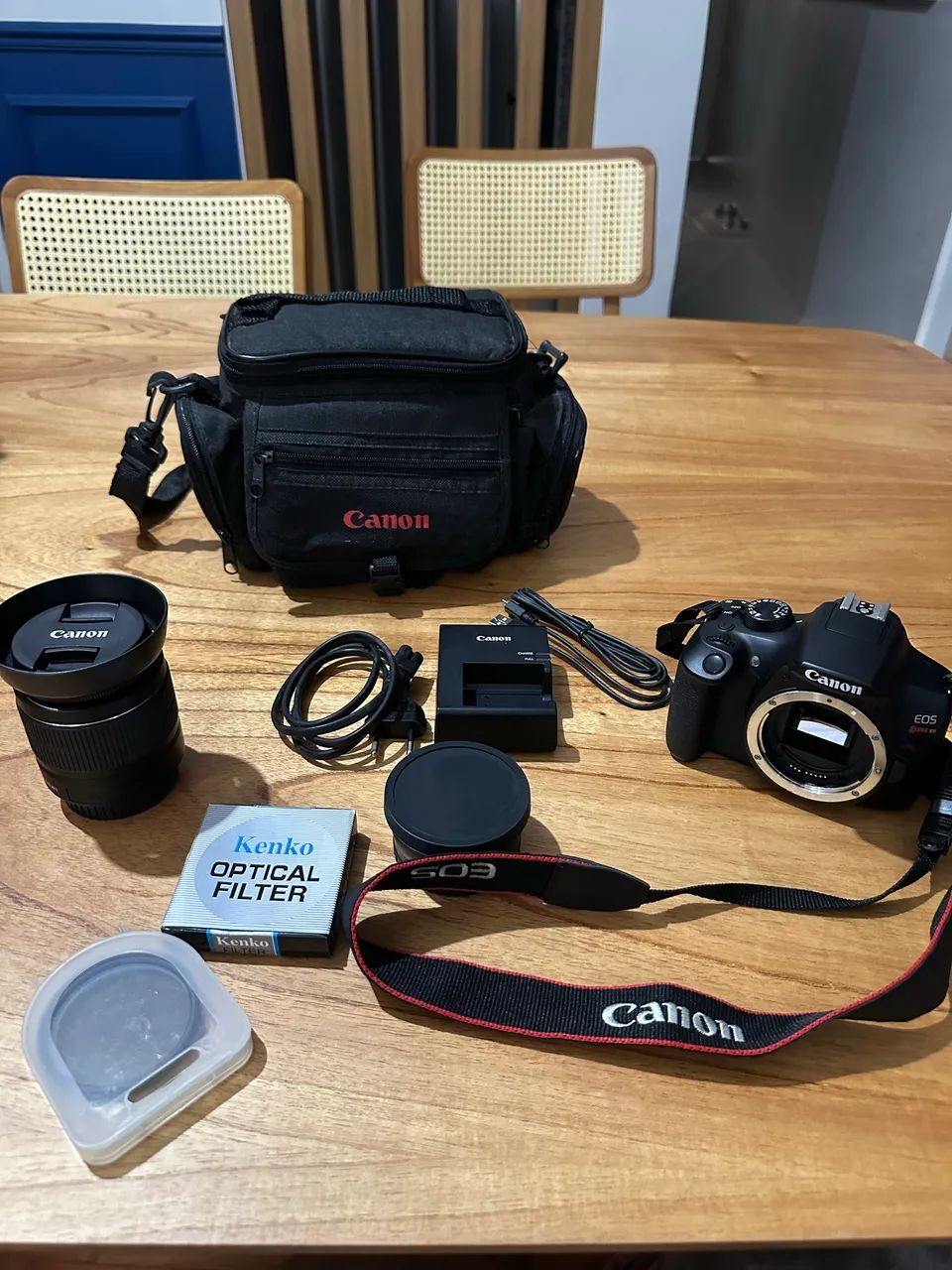 Canon EOS Rebel T6 + Kit Completo | Pronta para Usar | Excelente Estado
