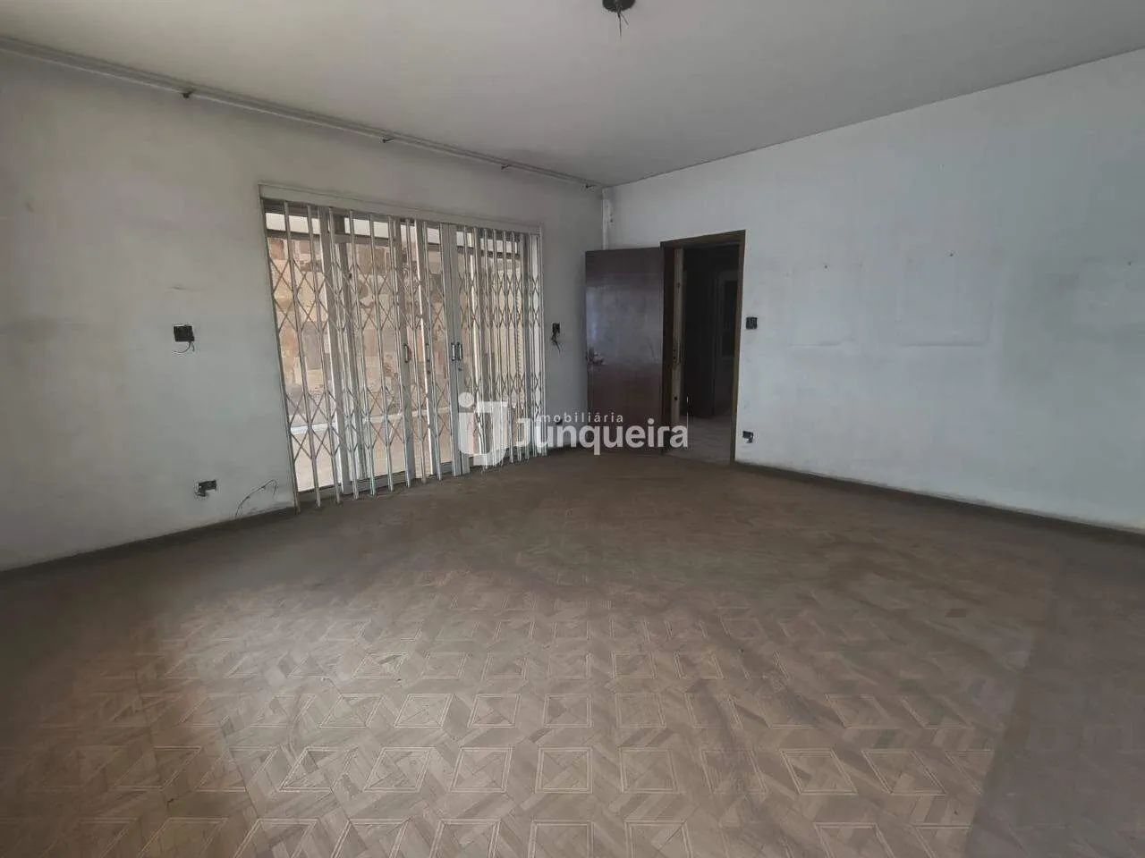 Casa Comercial para aluguel, 6 quartos, 2 suítes, 4 vagas, Centro - Piracicaba/SP - Foto 4