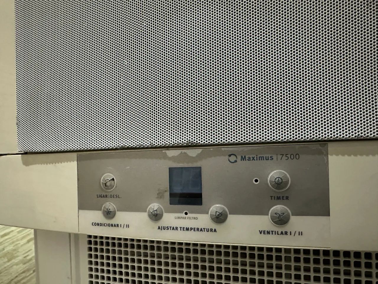 Ar Condicionado de Janela Electrolux Maximus 7500 - Foto 3