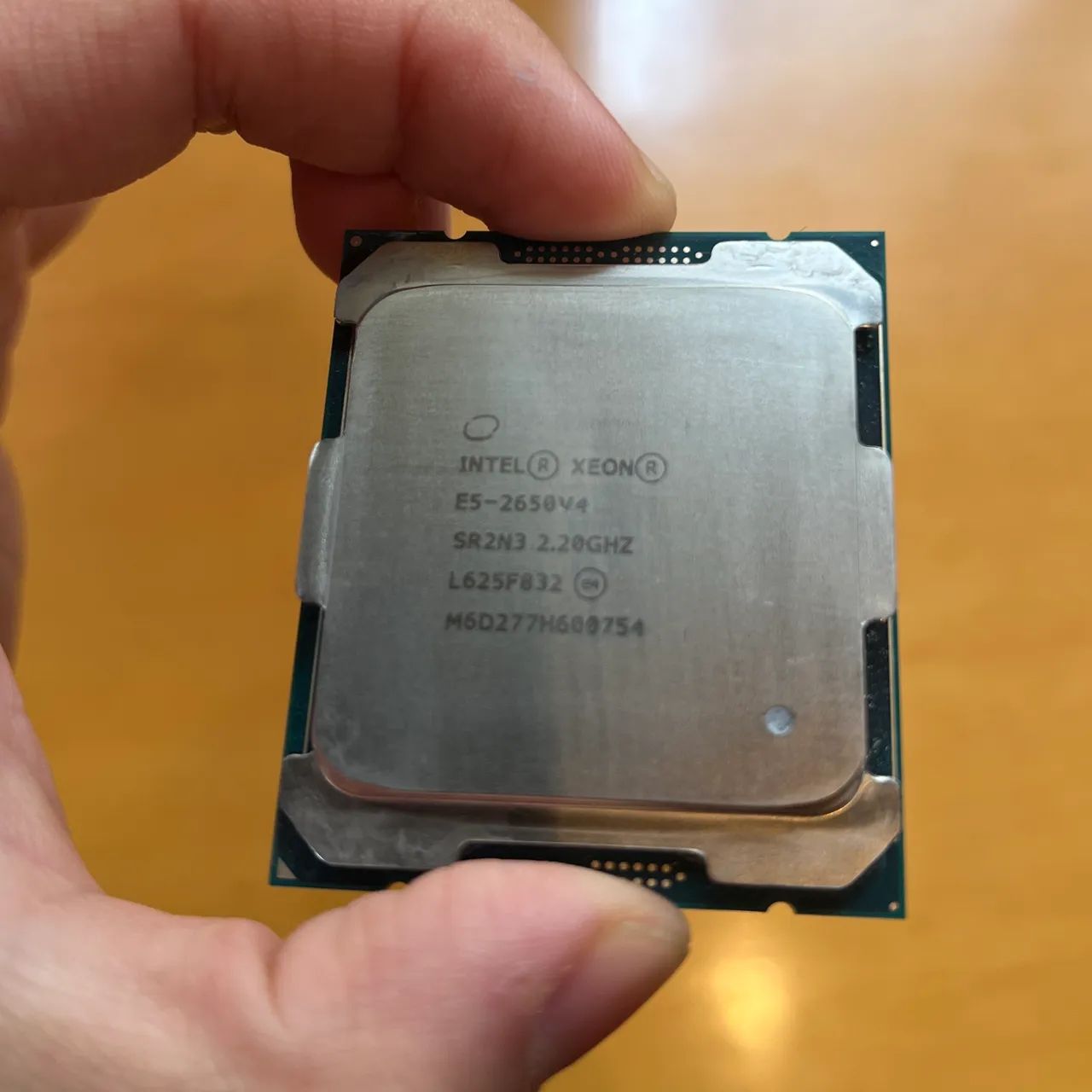 Intel Xeon E5 2650 V4 - Foto 3