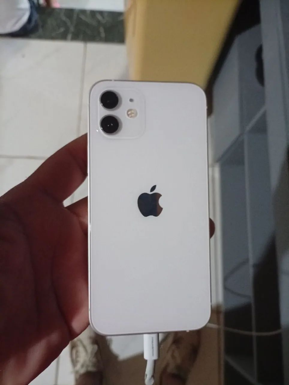 Vende se ou troco iPhone 12 128 giga - Foto 5