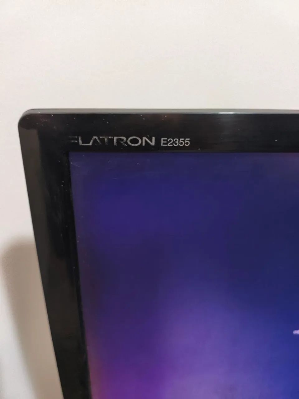 Monitor LG Flatron E2355 - Foto 3