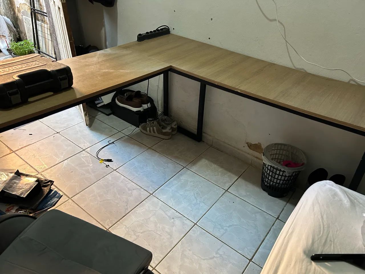 Mesas em L para escritório - Foto 2