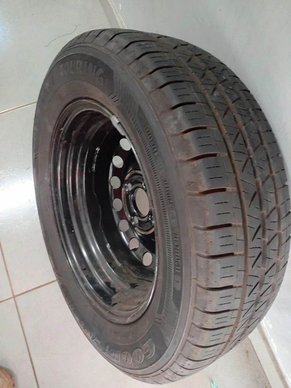 Roda wv aro 14 com pneu  - Foto 2