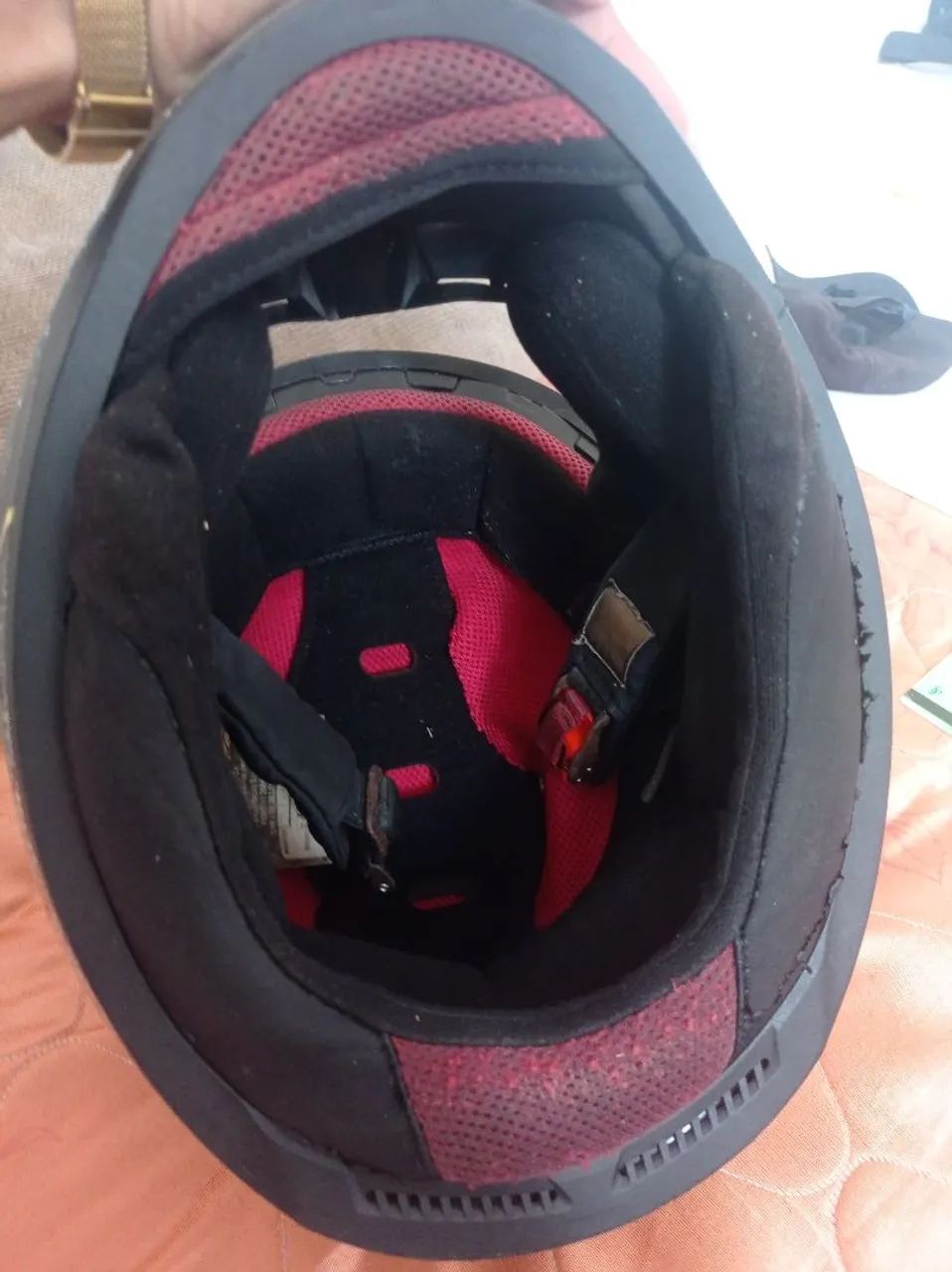 Vendo esse capacete LS2  - Foto 2